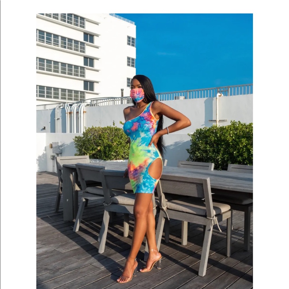 Tie dye dress with matching face mask